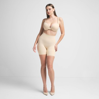 SEAMLESS SCULPT BUTT LIFTING SHORT - SAND