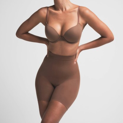 SHEER SEAMLESS HIGH-WAISTED MID THIGH SHORT - JASPER