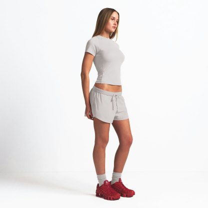 NikeSKIMS WOVEN NYLON 2.5" RUNNER SHORT - STONE - image 10