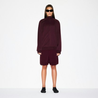 NikeSKIMS AIRY RELAXED SHORT - CURRANT - image 19