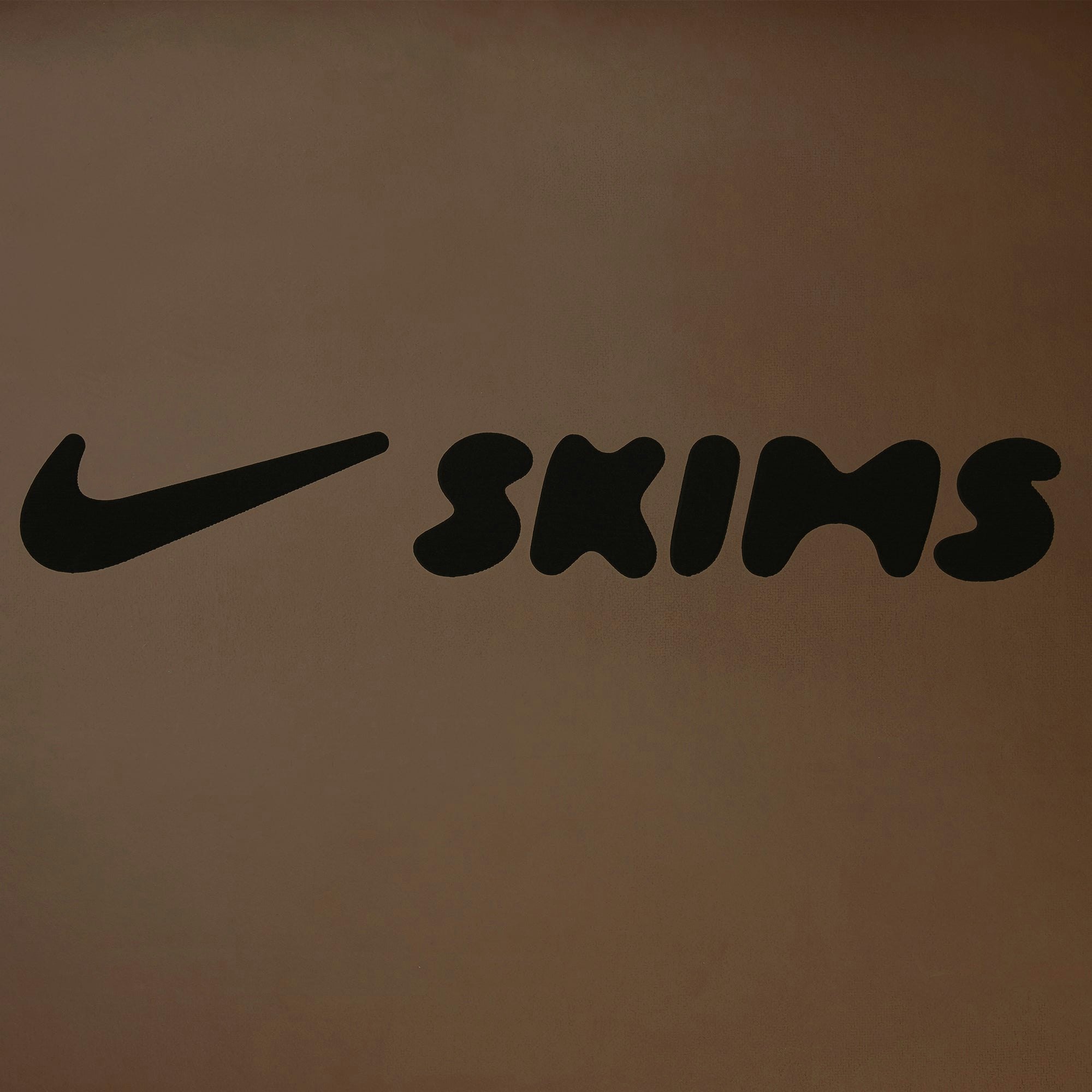 NikeSKIMS ACCESSORIES YOGA MAT - DARK SEPIA