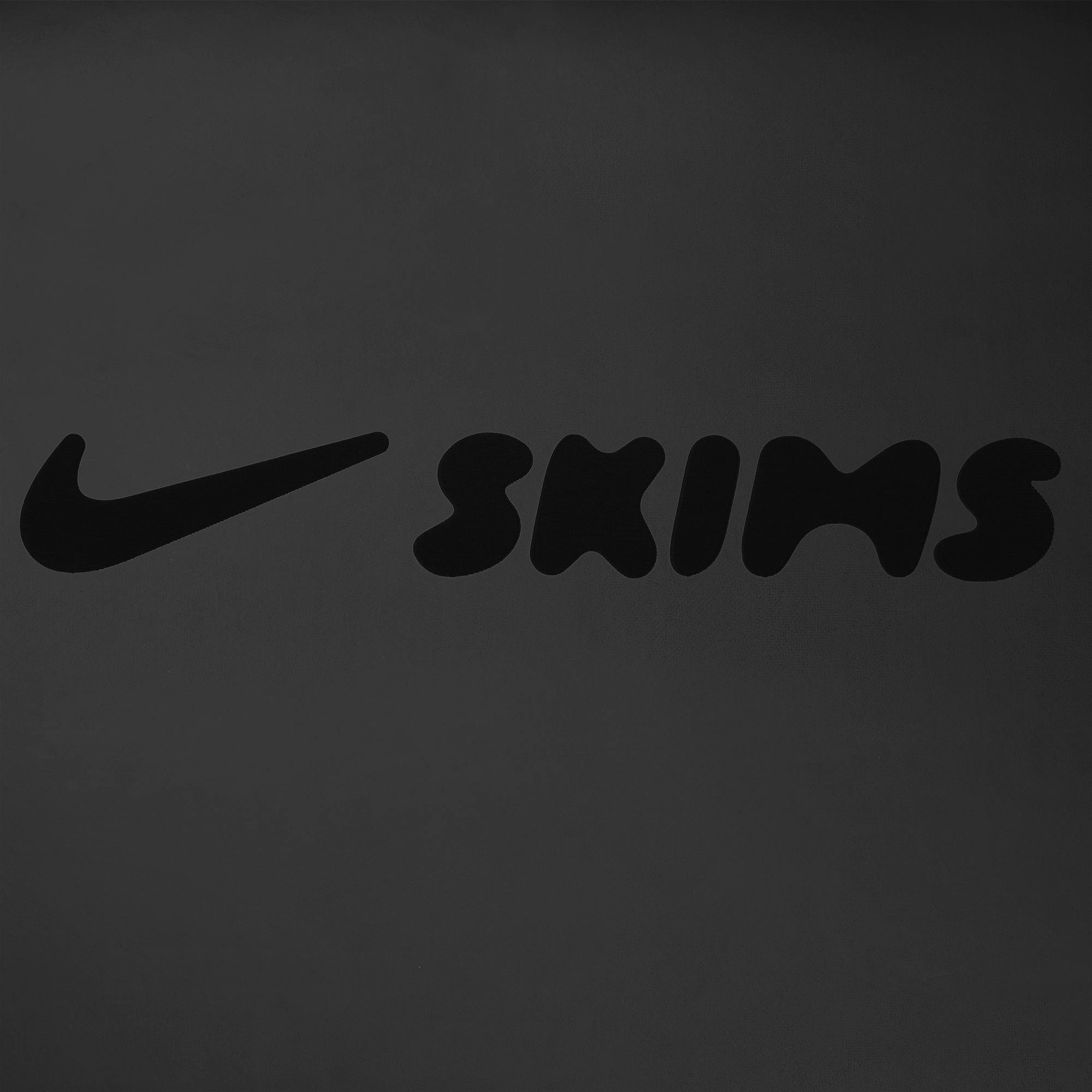 NikeSKIMS ACCESSORIES YOGA MAT - OBSIDIAN