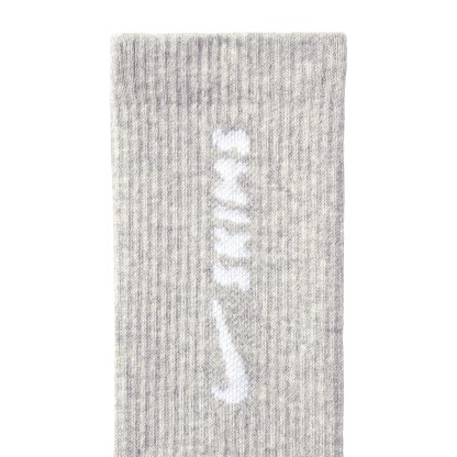 NikeSKIMS ACCESSORIES DRI-FIT™ CREW SOCK 3-PACK - BUBBLE GUM MULTI