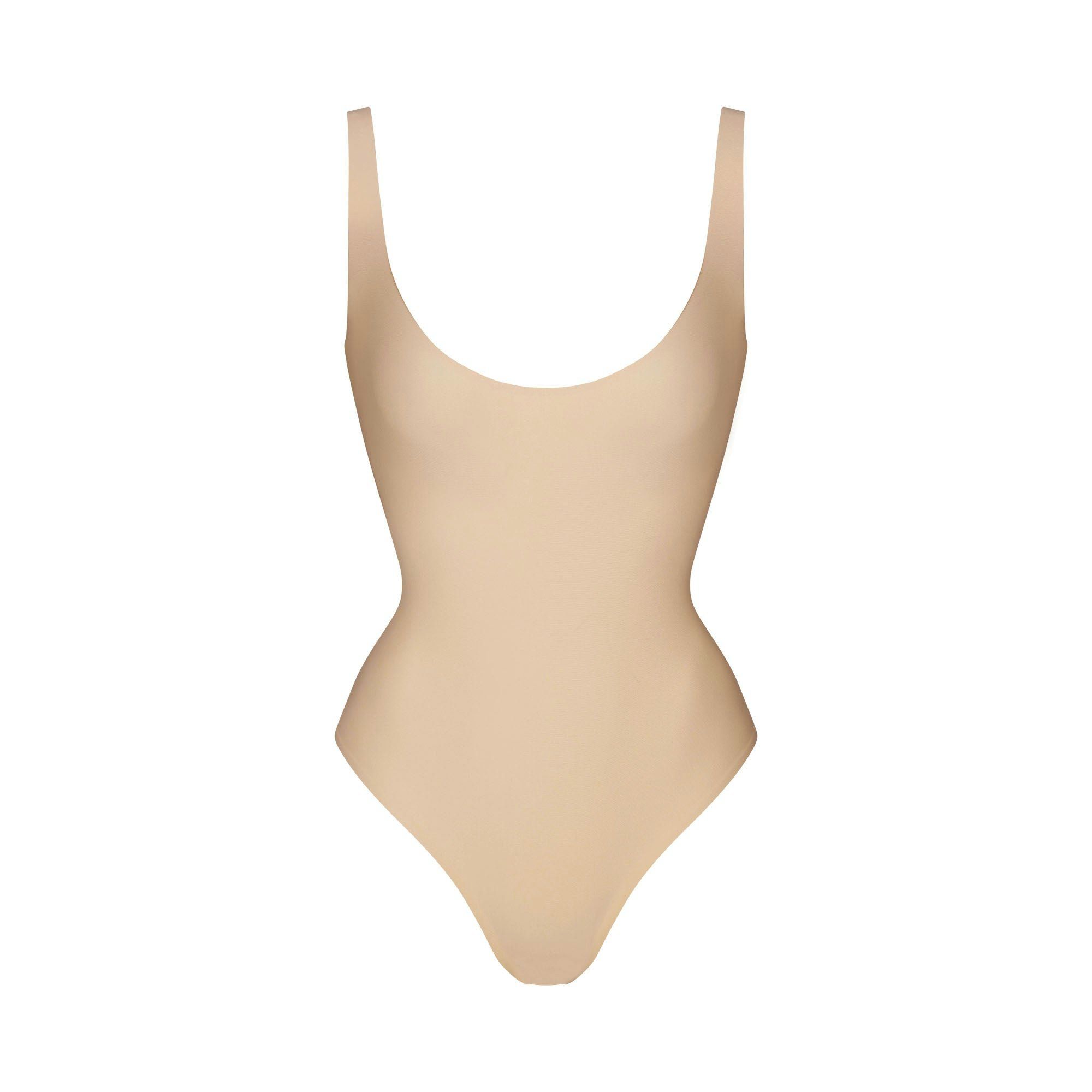 SKIMS BODY SCOOP LOW BACK THONG BODYSUIT - SAND