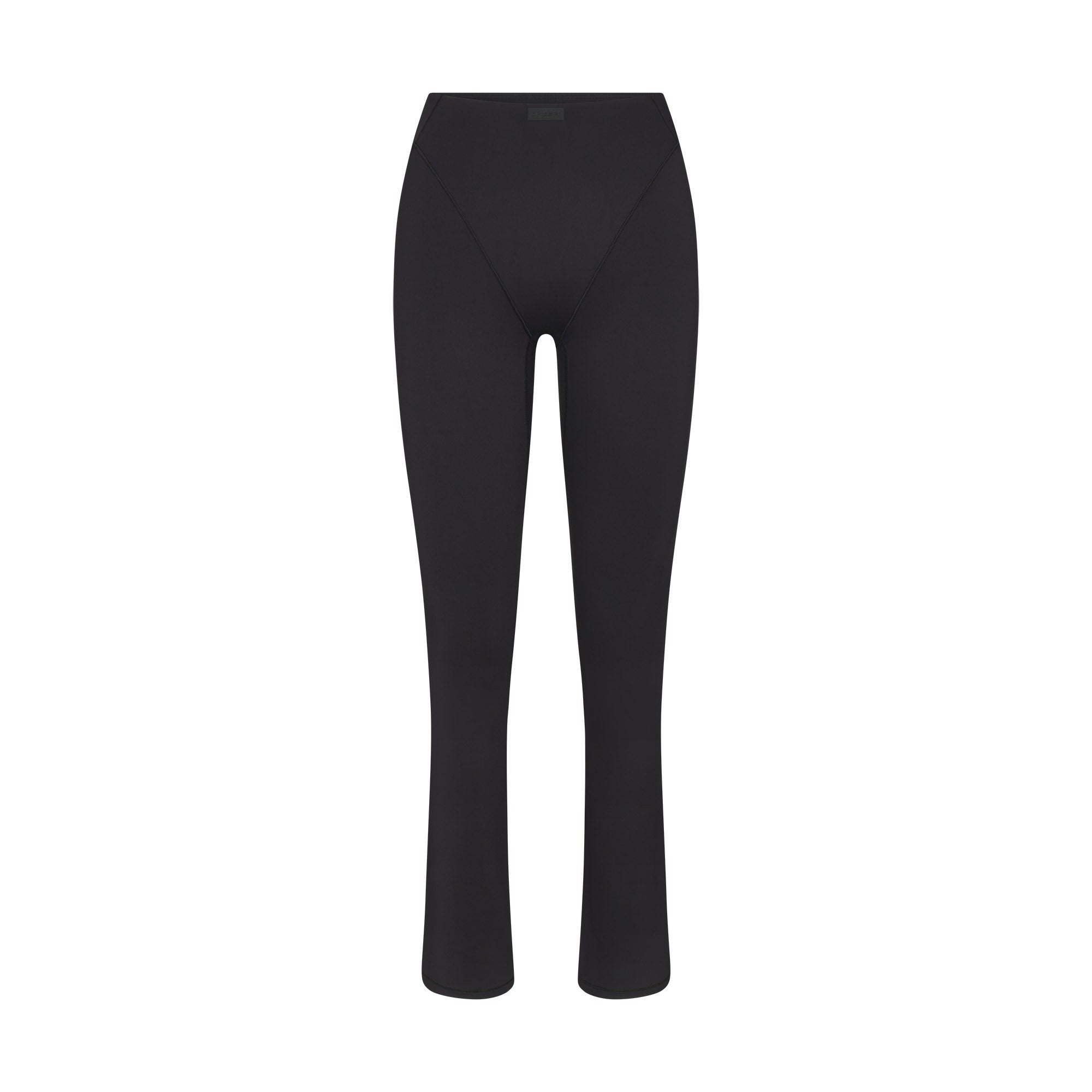 NikeSKIMS MATTE V-LINE 39" STRAIGHT LEGGING - OBSIDIAN - image 5
