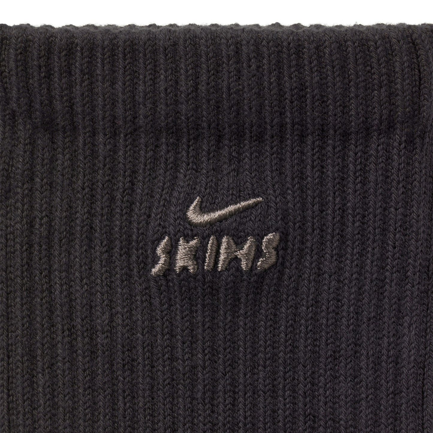 NikeSKIMS ACCESSORIES DRI-FIT™ PILATES GRIP CREW SOCK - OBSIDIAN - image 18