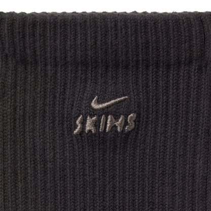 NikeSKIMS ACCESSORIES DRI-FIT™ PILATES GRIP CREW SOCK - OBSIDIAN - image 18