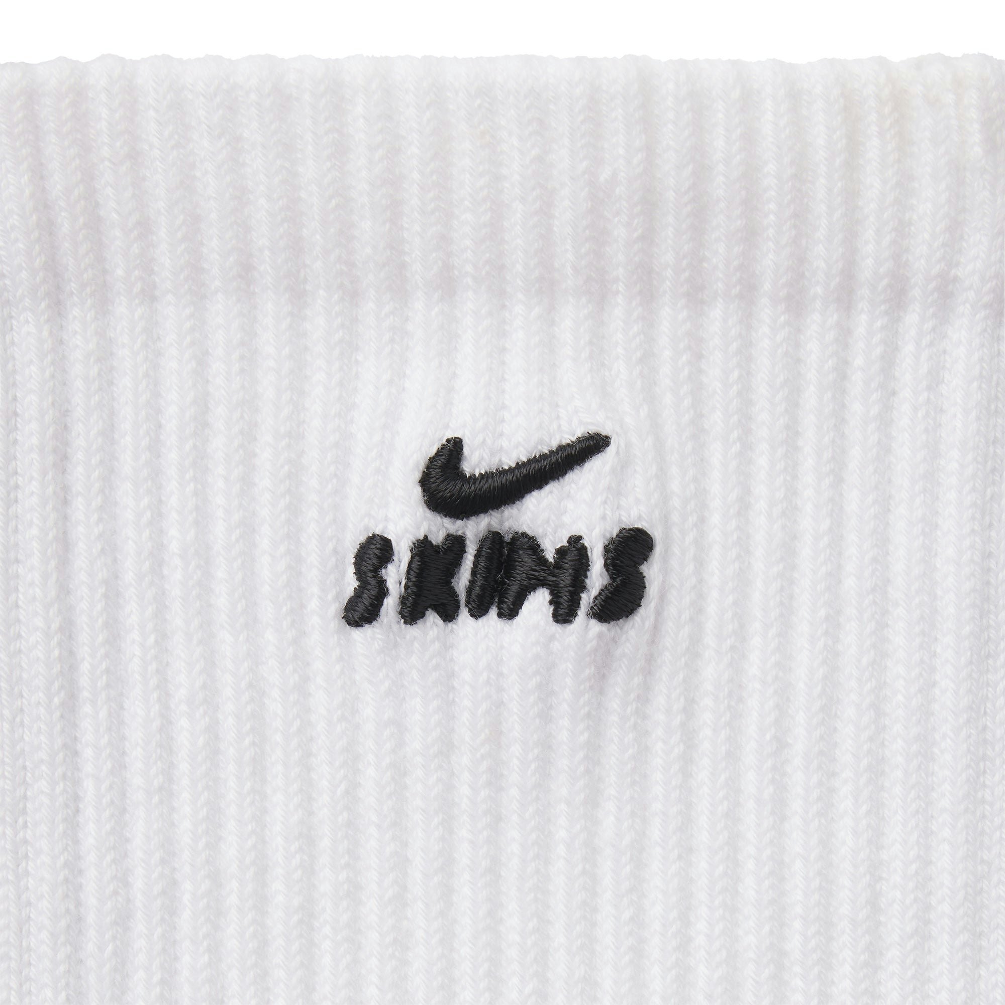 NikeSKIMS ACCESSORIES DRI-FIT™ PILATES GRIP CREW SOCK - SNOW - image 12