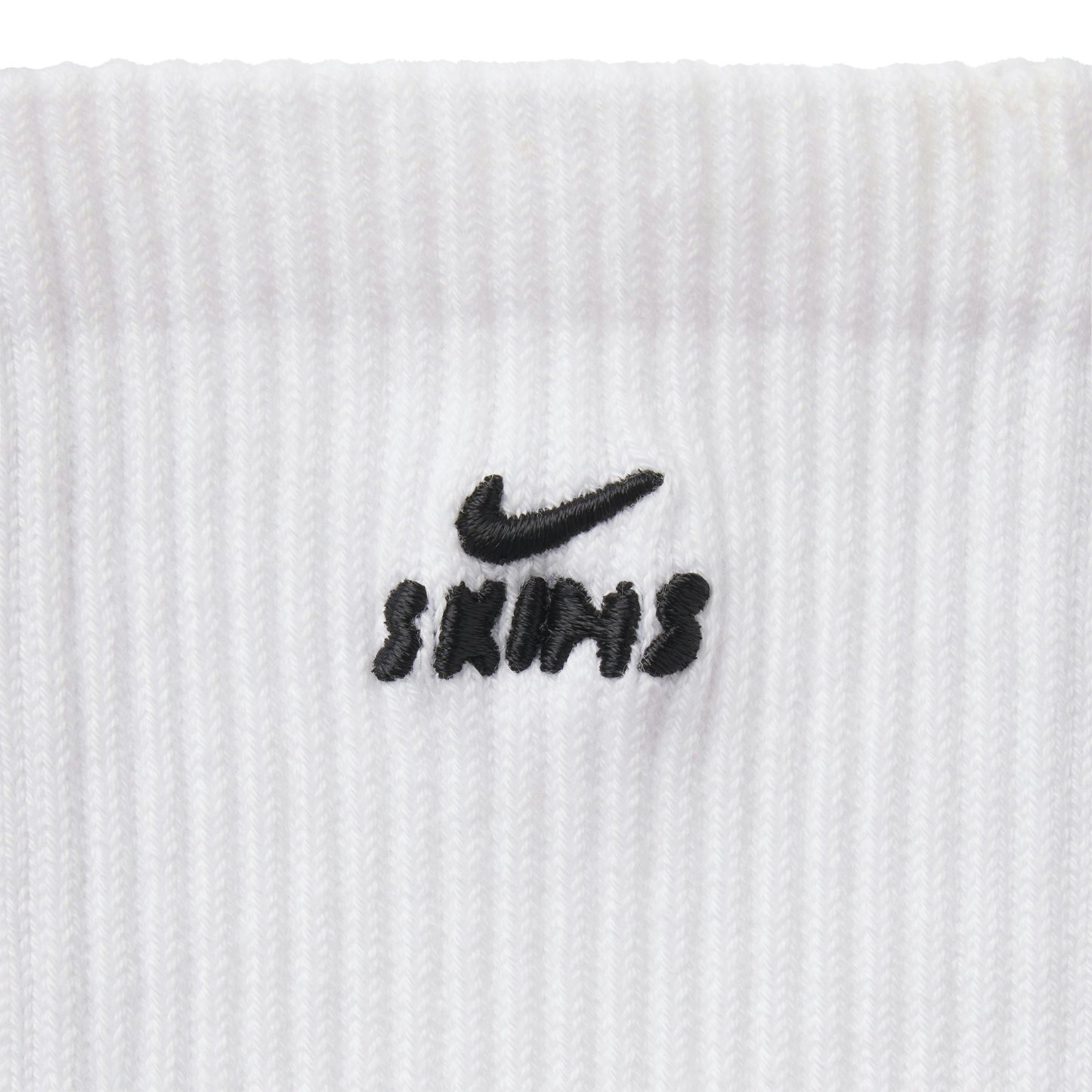 NikeSKIMS ACCESSORIES DRI-FIT™ PILATES GRIP CREW SOCK - SNOW - image 12