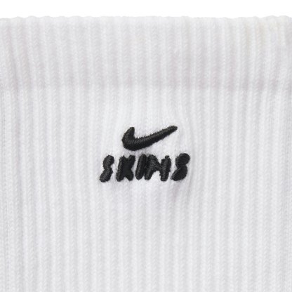 NikeSKIMS ACCESSORIES DRI-FIT™ PILATES GRIP CREW SOCK - SNOW - image 12