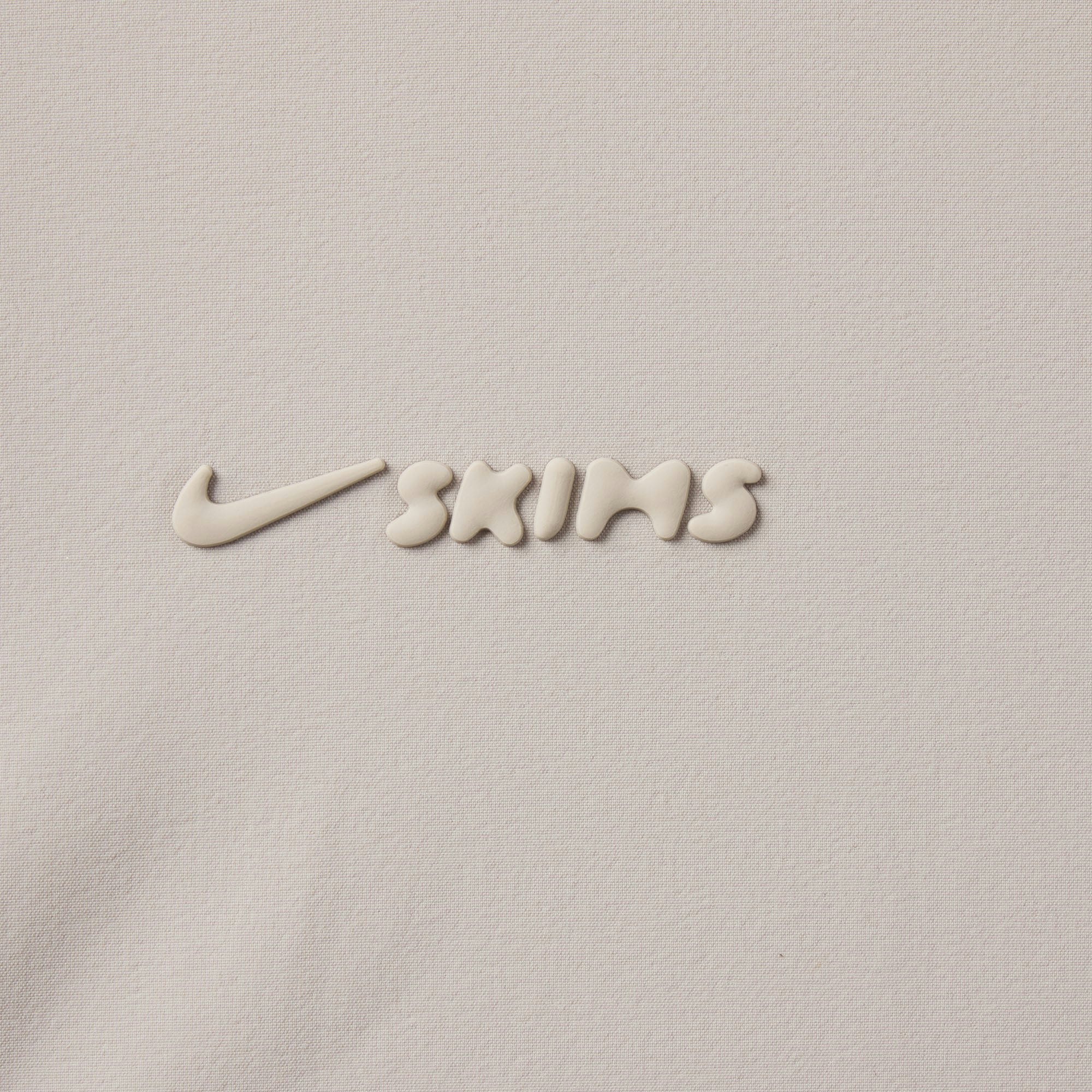 NikeSKIMS WOVEN NYLON 2.5" RUNNER SHORT - STONE - image 12