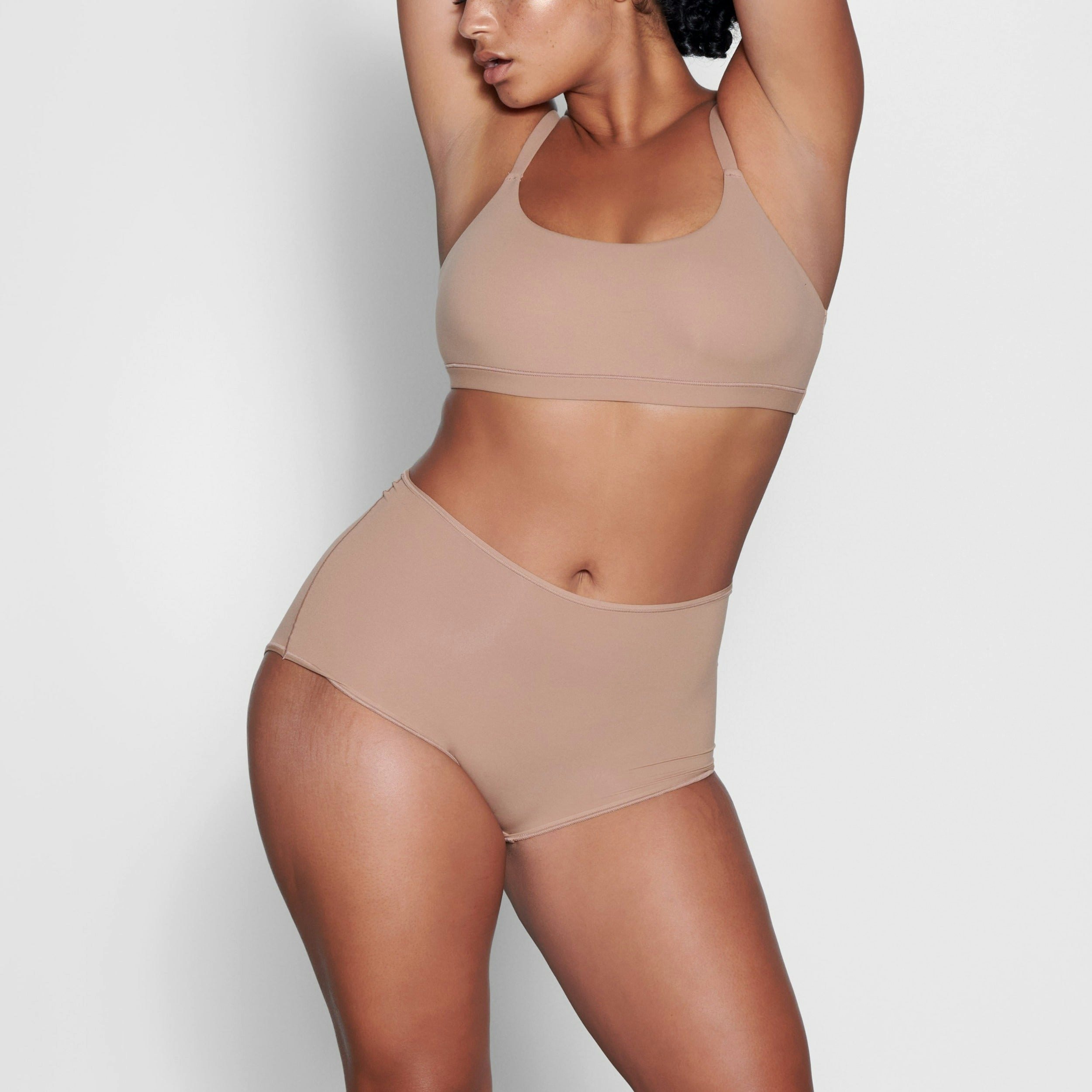 FITS EVERYBODY BOY SHORT - SIENNA