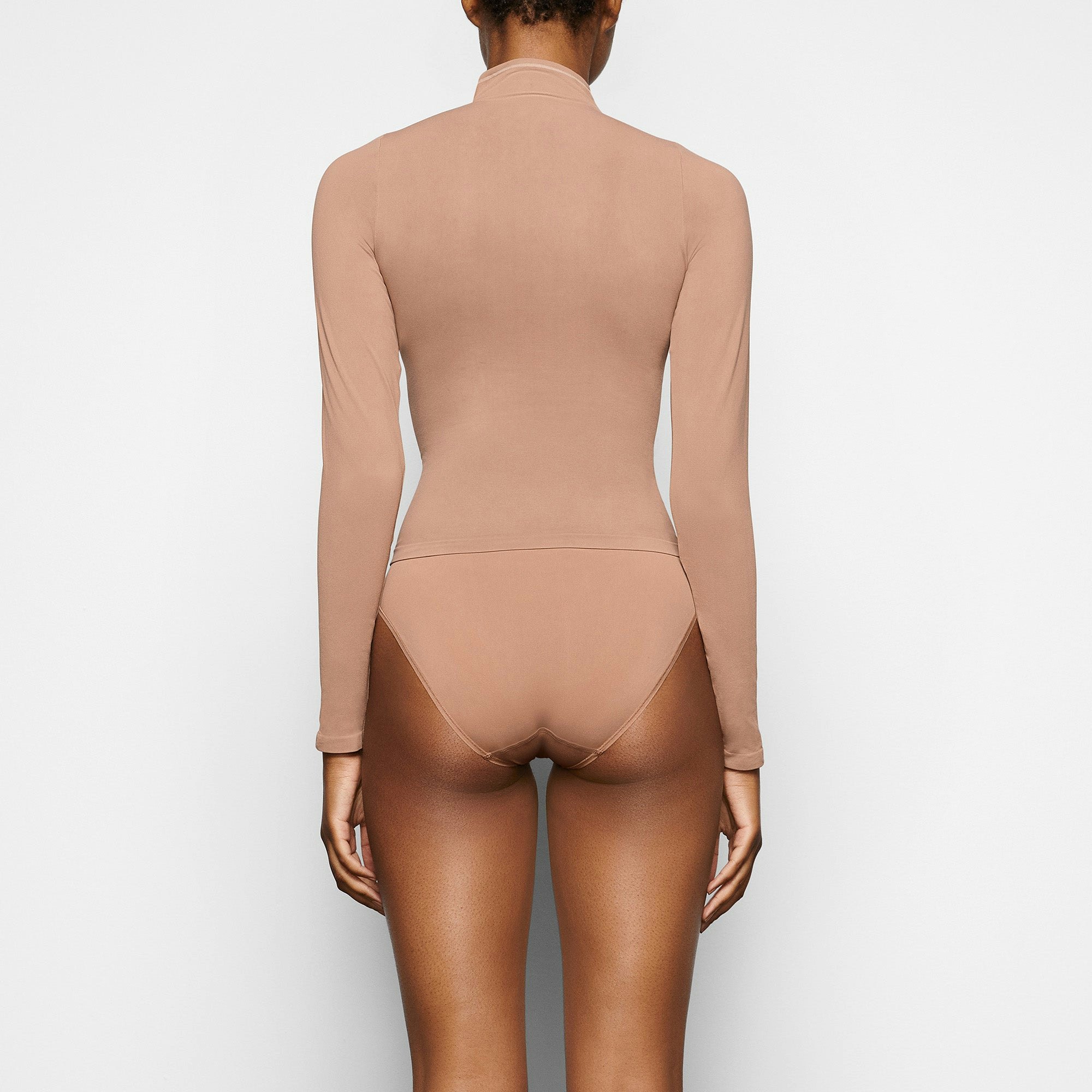 SOFT SMOOTHING SEAMLESS BRIEF - SIENNA
