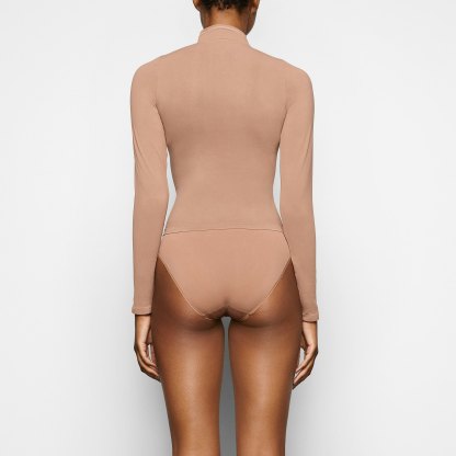 SOFT SMOOTHING SEAMLESS BRIEF - SIENNA