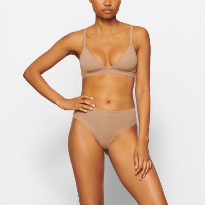 FITS EVERYBODY BRIEF - SIENNA