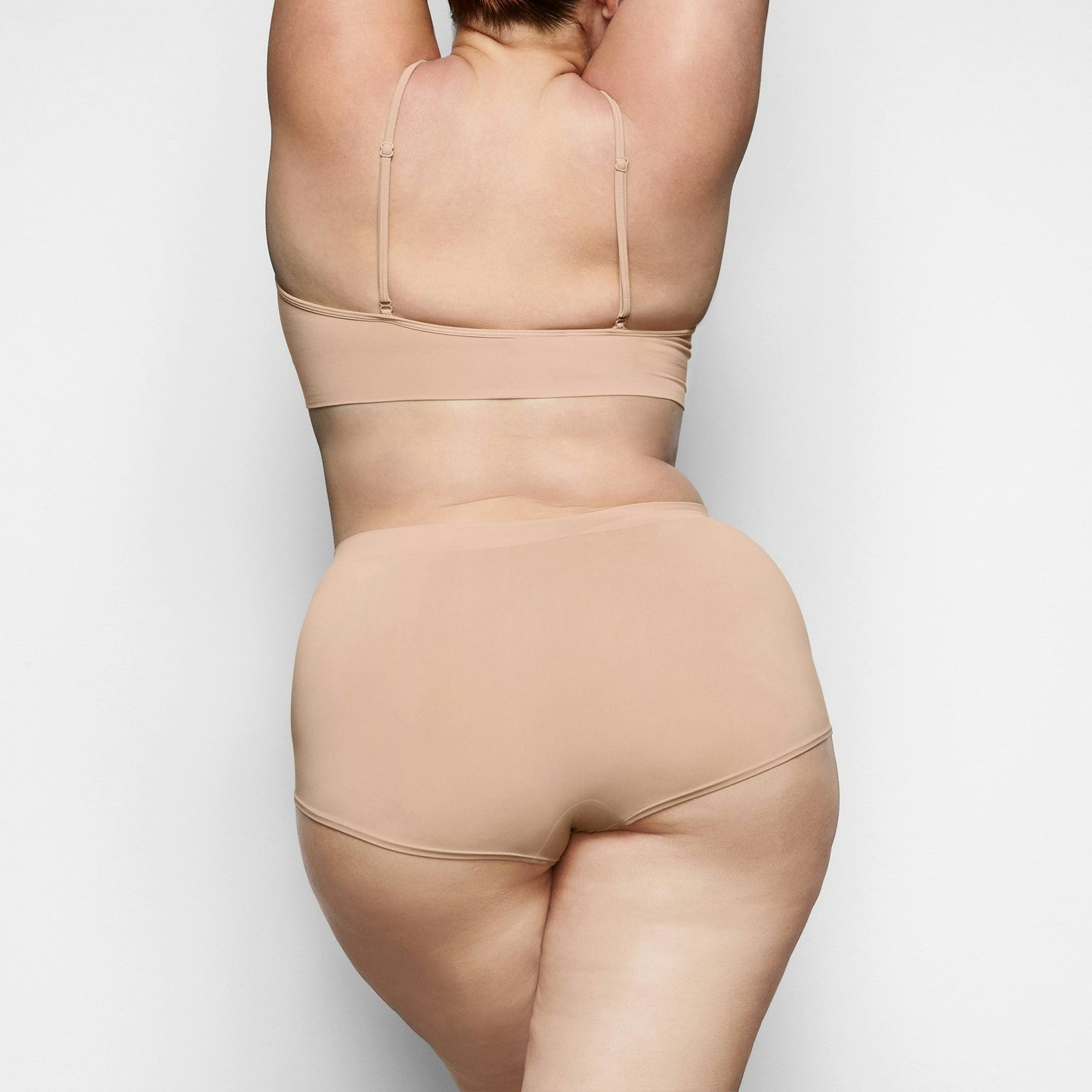 SOFT SMOOTHING SEAMLESS BOY SHORT - CLAY
