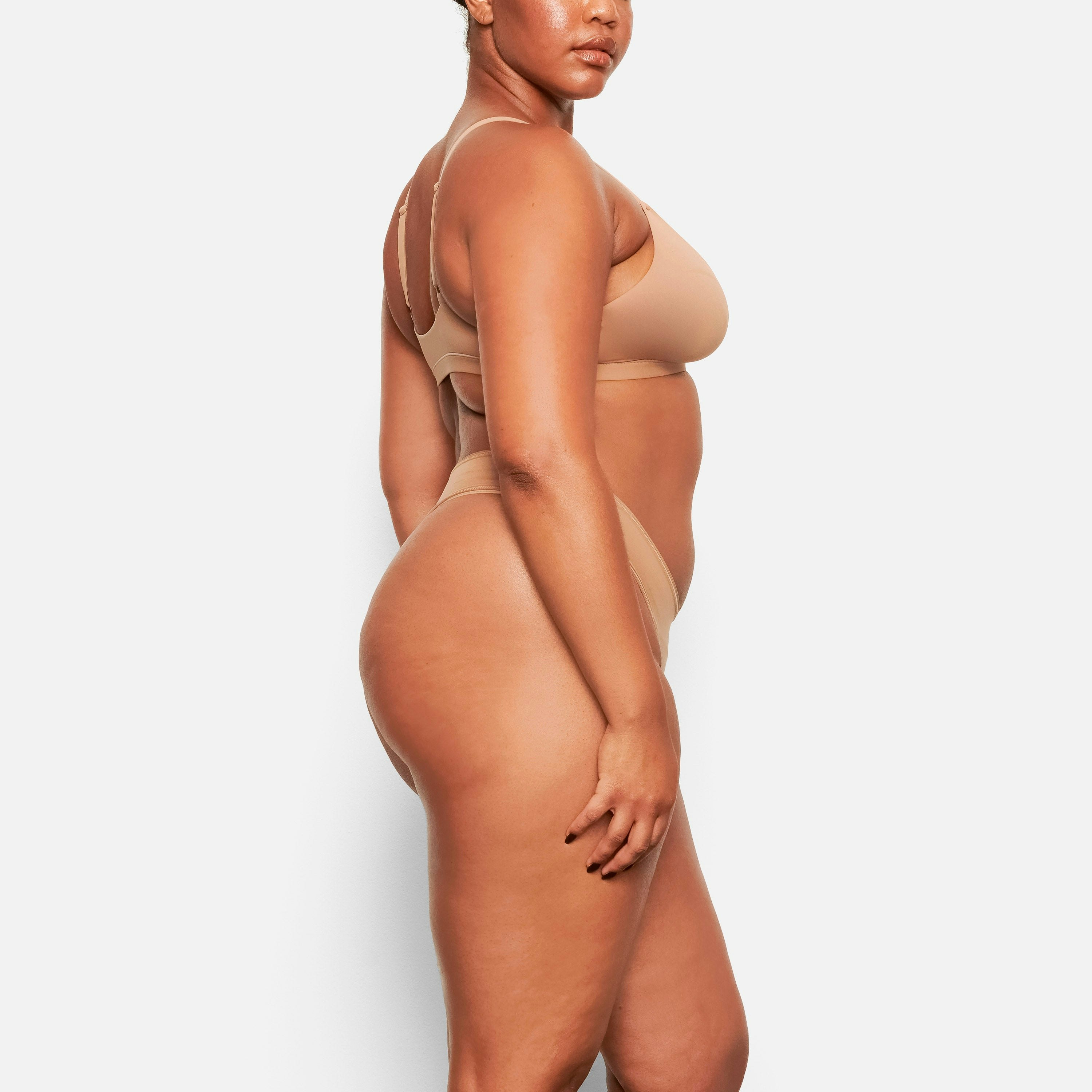 FITS EVERYBODY DIPPED FRONT THONG - SIENNA