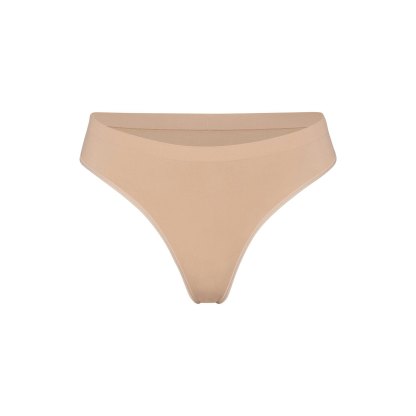 SOFT SMOOTHING SEAMLESS THONG - CLAY