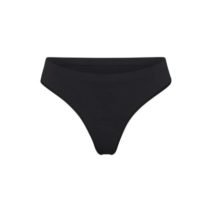 SOFT SMOOTHING SEAMLESS THONG - ONYX