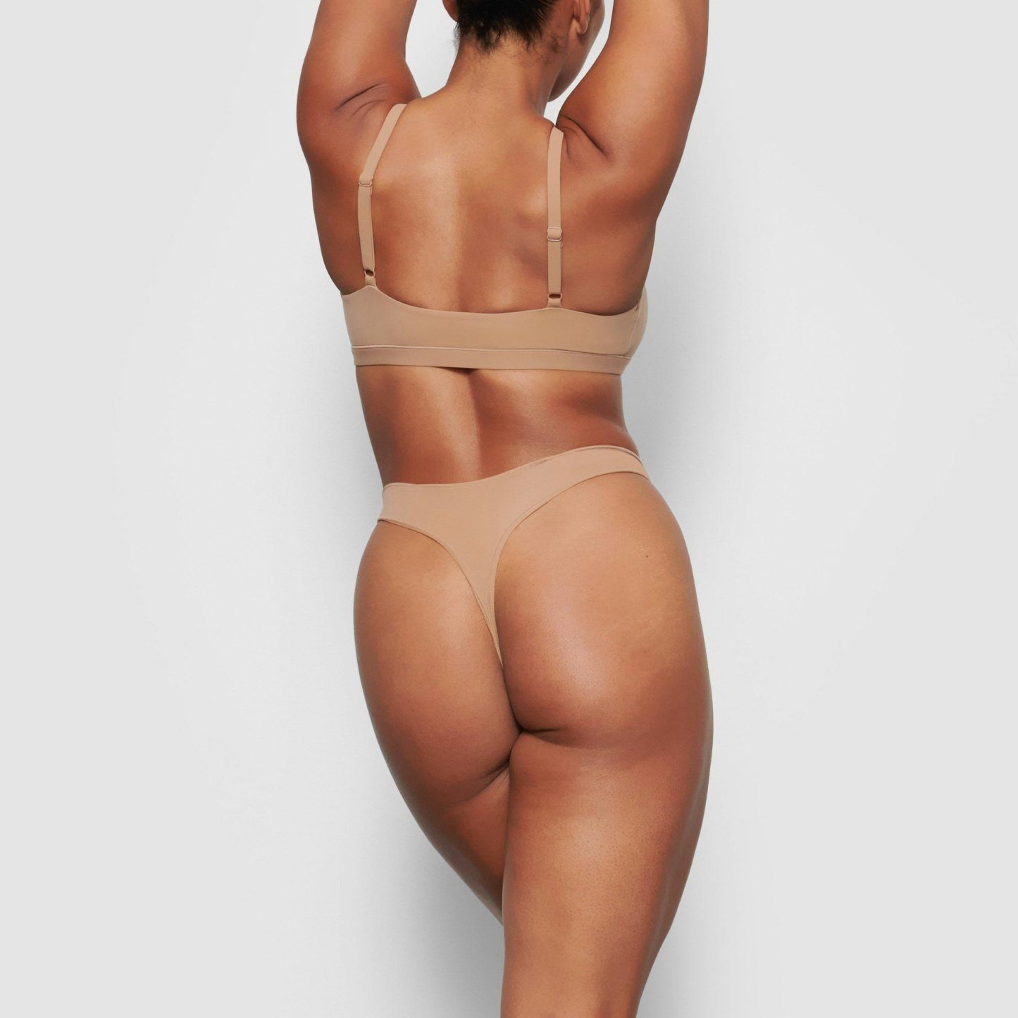 FITS EVERYBODY THONG - SIENNA