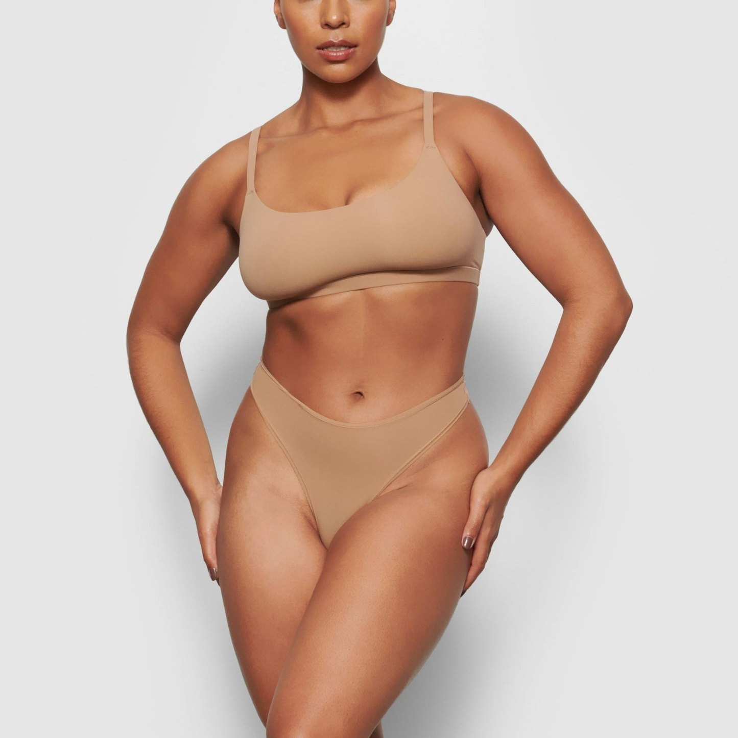 FITS EVERYBODY THONG - SIENNA