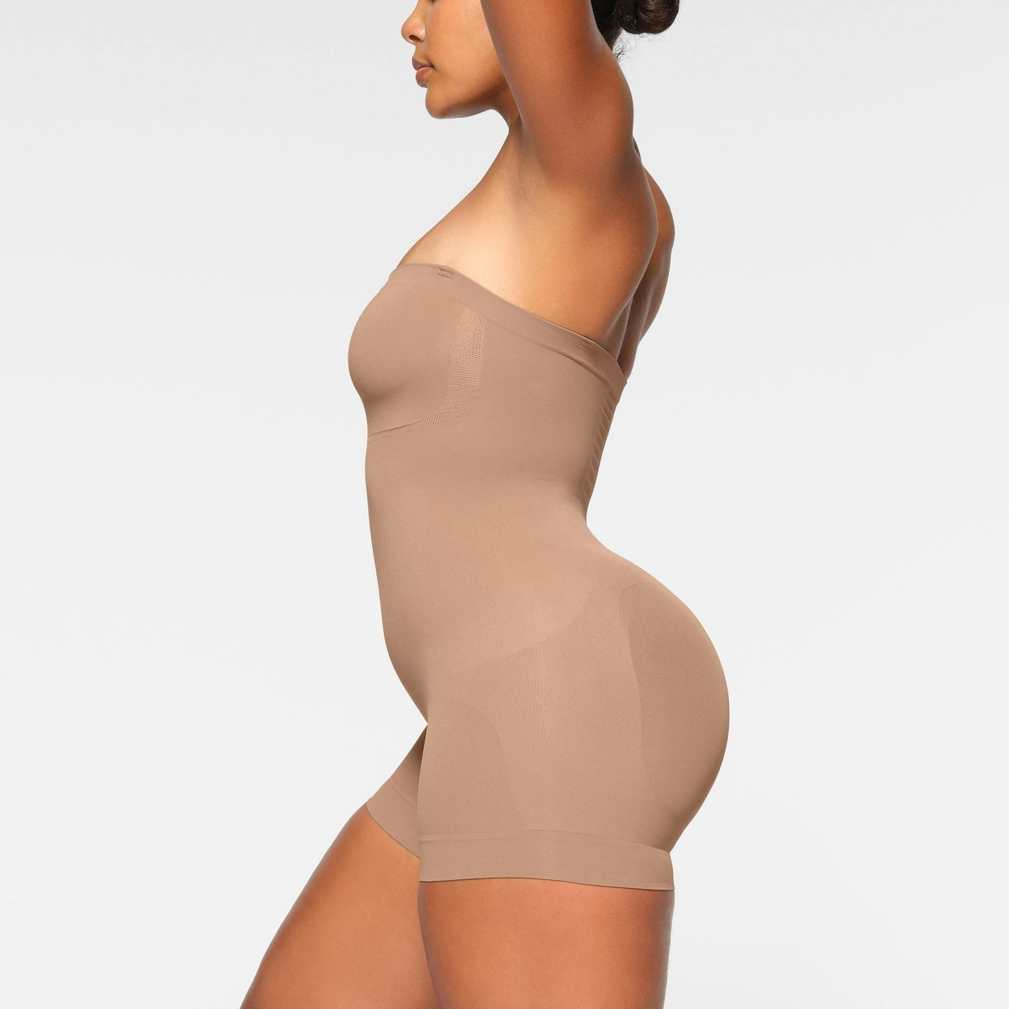SEAMLESS SCULPT STRAPLESS SHORTIE BODYSUIT - SIENNA