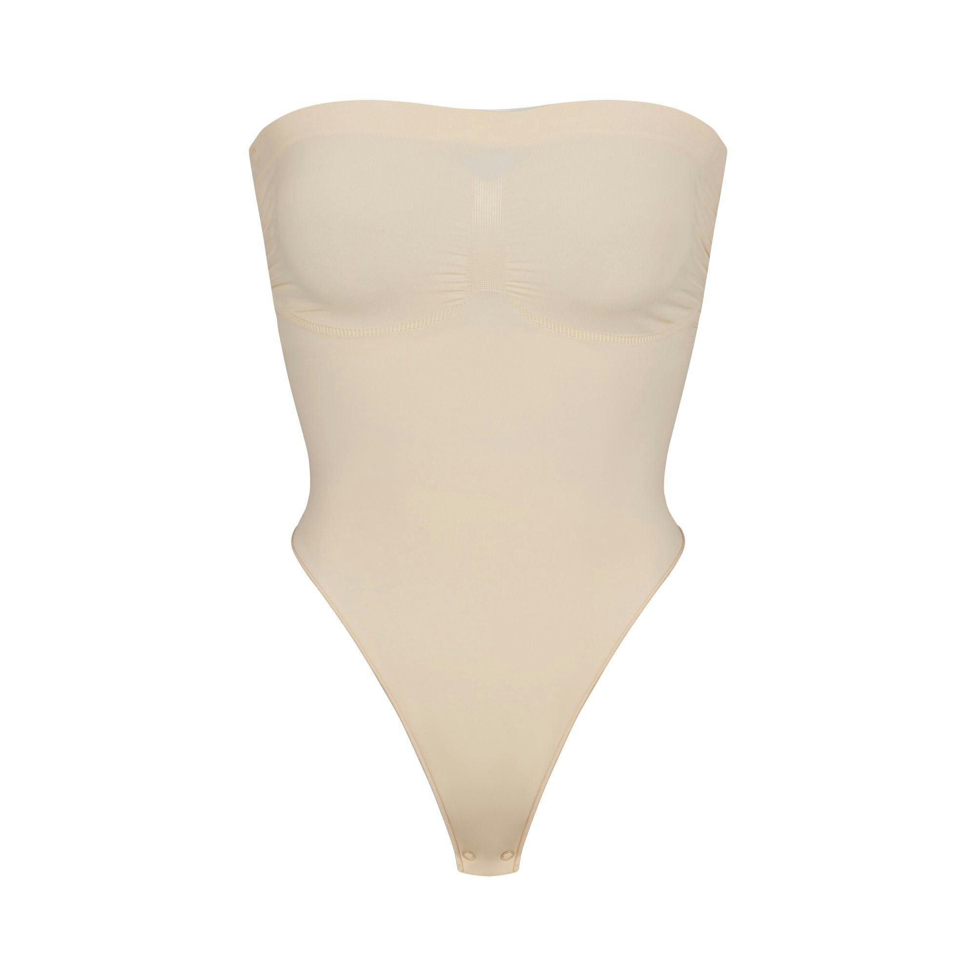 SEAMLESS SCULPT STRAPLESS THONG BODYSUIT - SAND