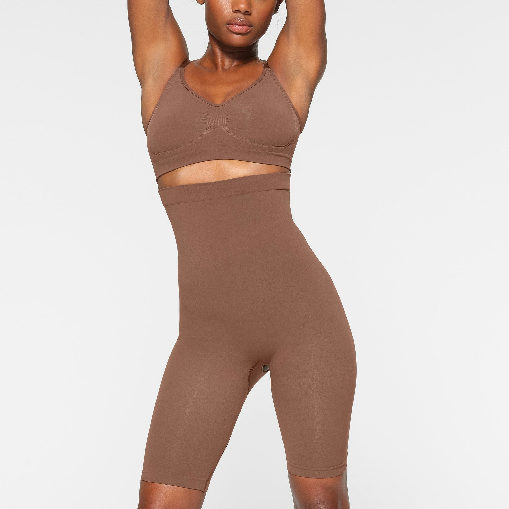 SEAMLESS SCULPT HIGH-WAISTED ABOVE THE KNEE SHORT - JASPER