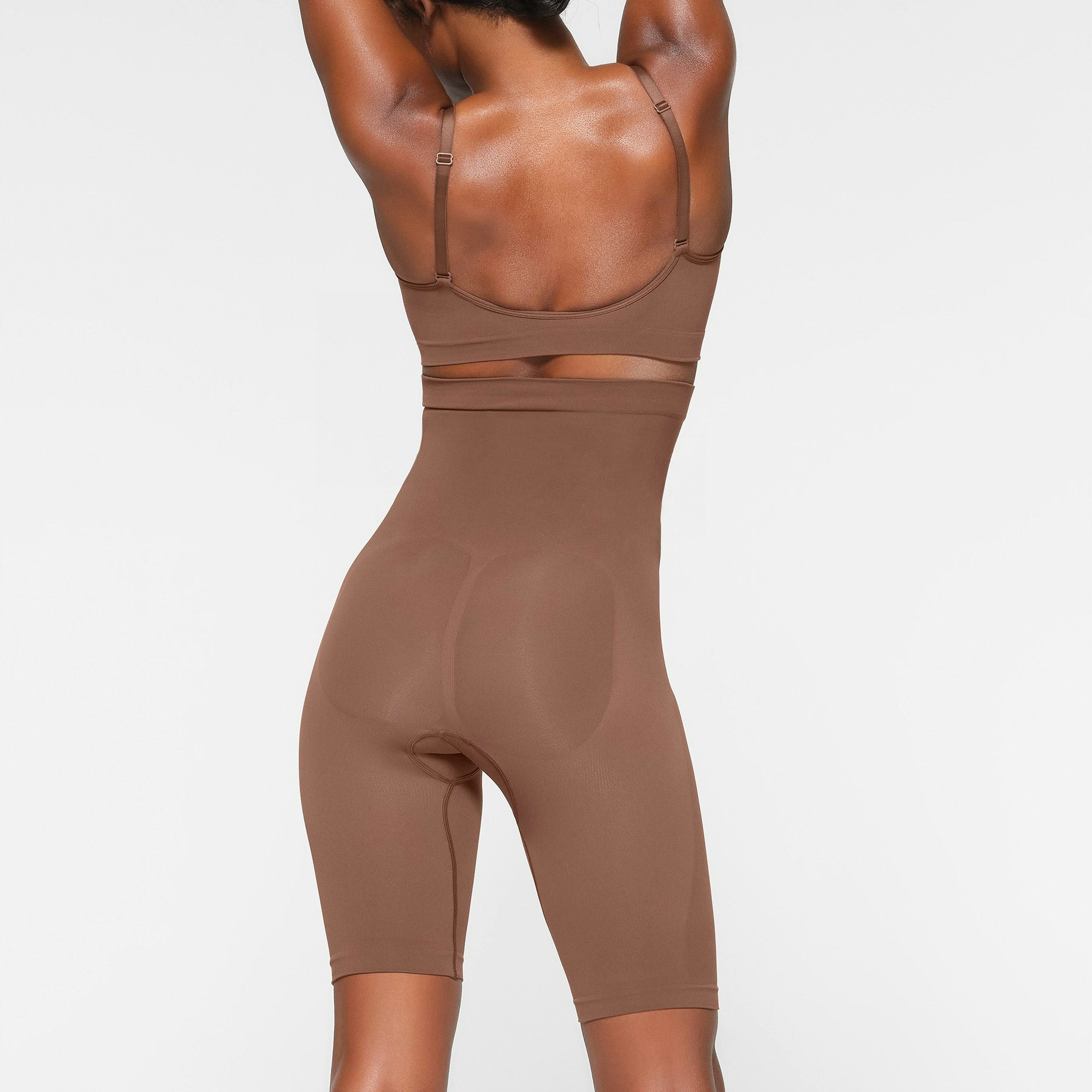 SEAMLESS SCULPT HIGH-WAISTED ABOVE THE KNEE SHORT - JASPER