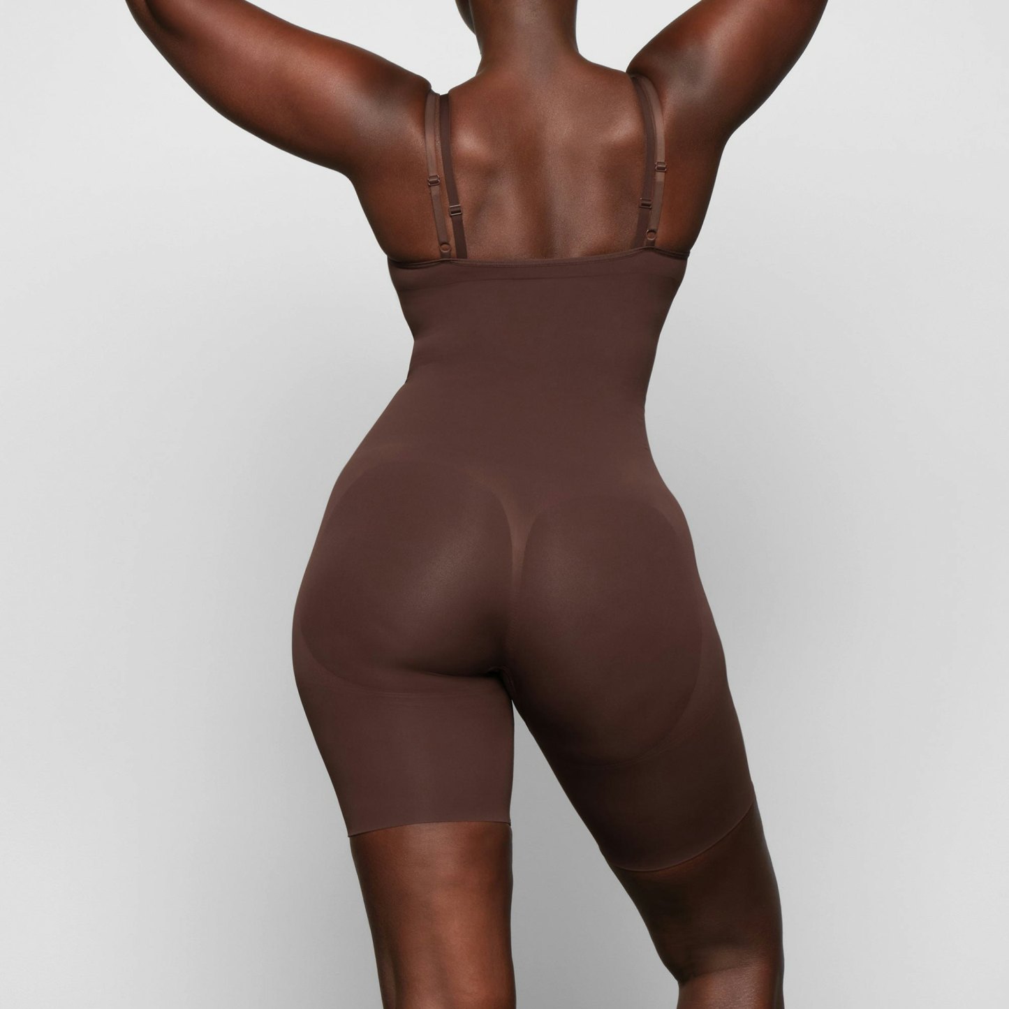 SEAMLESS SCULPT BUTT LIFTING OPEN BUST BODYSUIT - COCOA