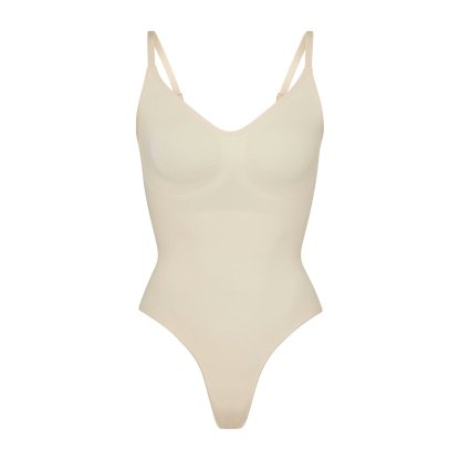 SEAMLESS SCULPT THONG BODYSUIT - SAND