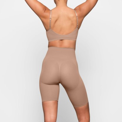 SEAMLESS SCULPT BUTT LIFTING SHORT - SIENNA