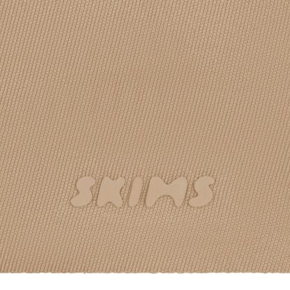 SKIMS ULTIMATE BODY PUSH-UP THONG BODYSUIT - CLAY