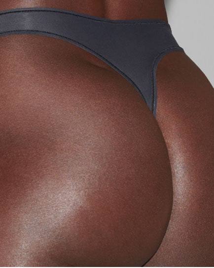 FITS EVERYBODY DIPPED FRONT THONG - ONYX