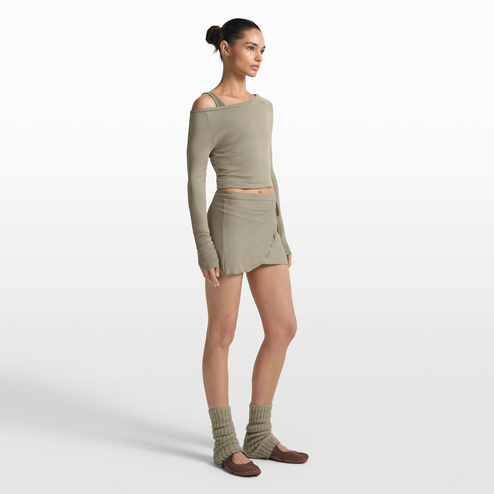 NikeSKIMS STRETCH KNIT WRAP SKIRT - DUNE - image 3