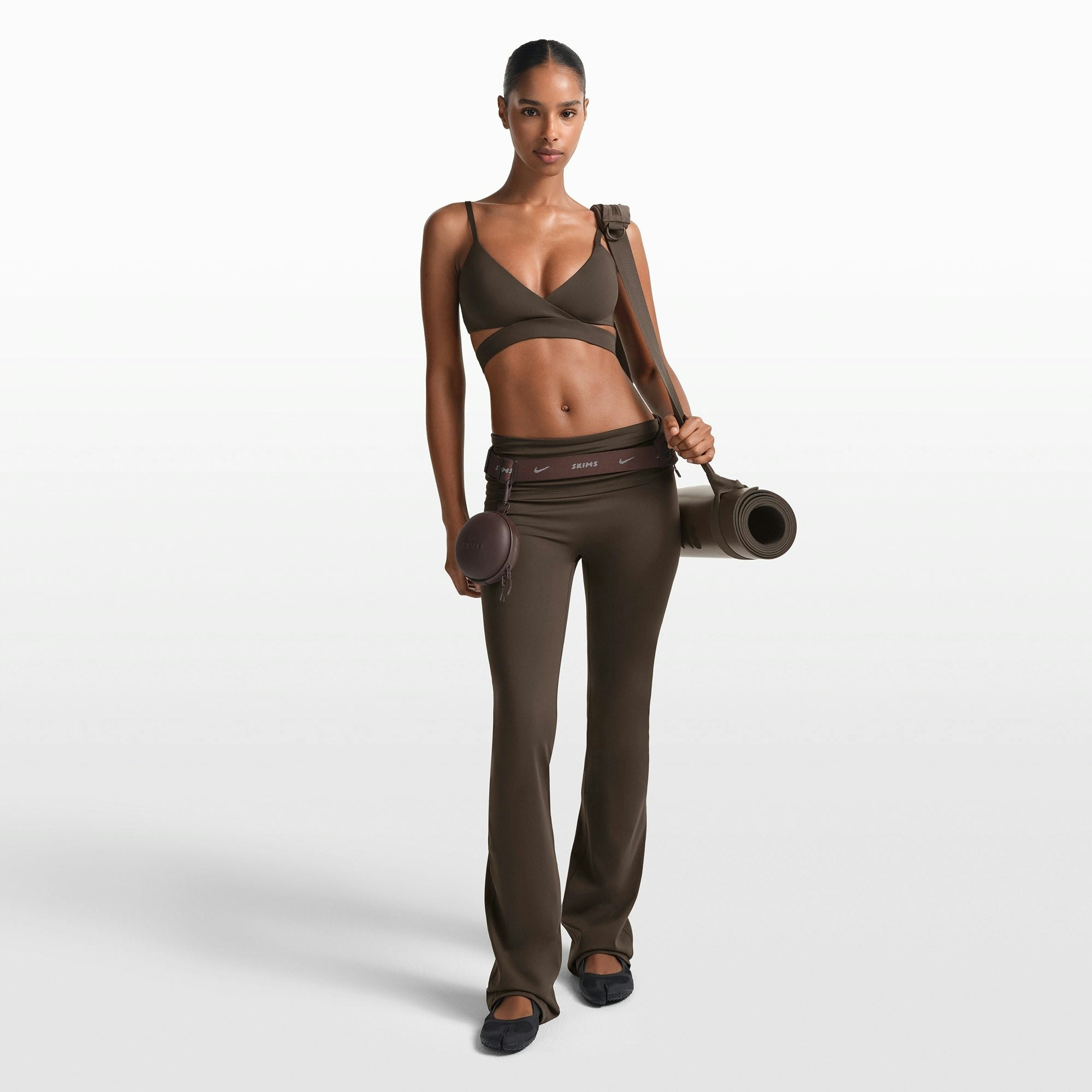 NikeSKIMS MATTE WRAP FRONT BRA - DARK SEPIA - image 8
