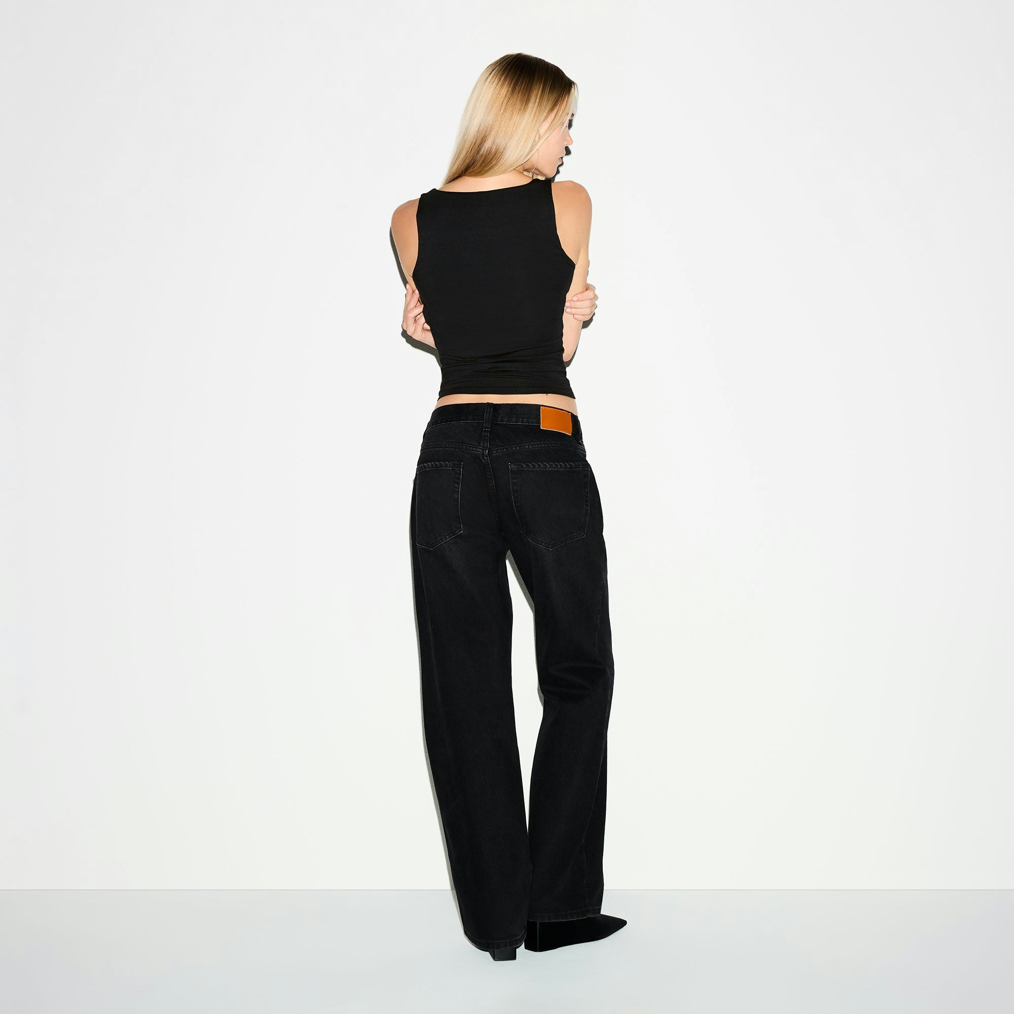 SMOOTH LAYERS SQUARE NECK TANK - OBSIDIAN - image 3