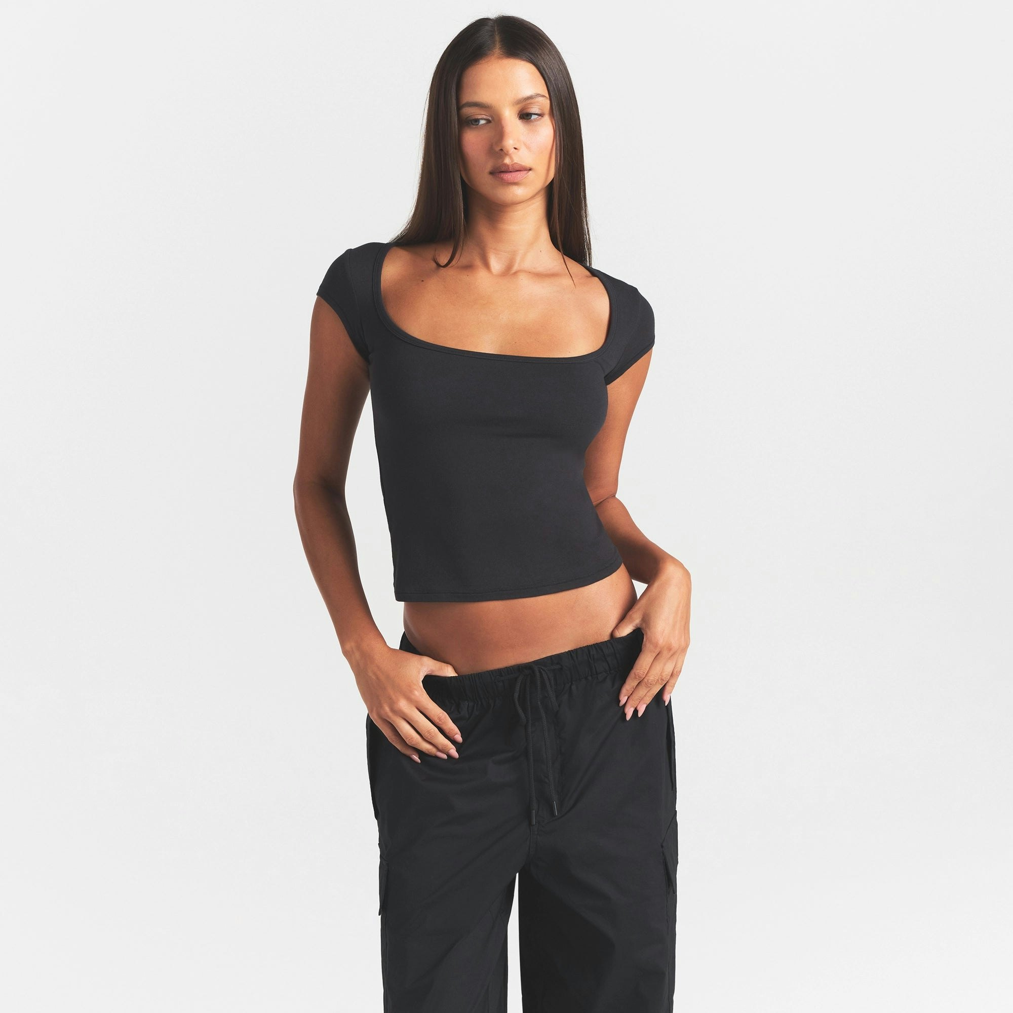 COTTON JERSEY SCOOP NECK T-SHIRT - SOOT - image 24