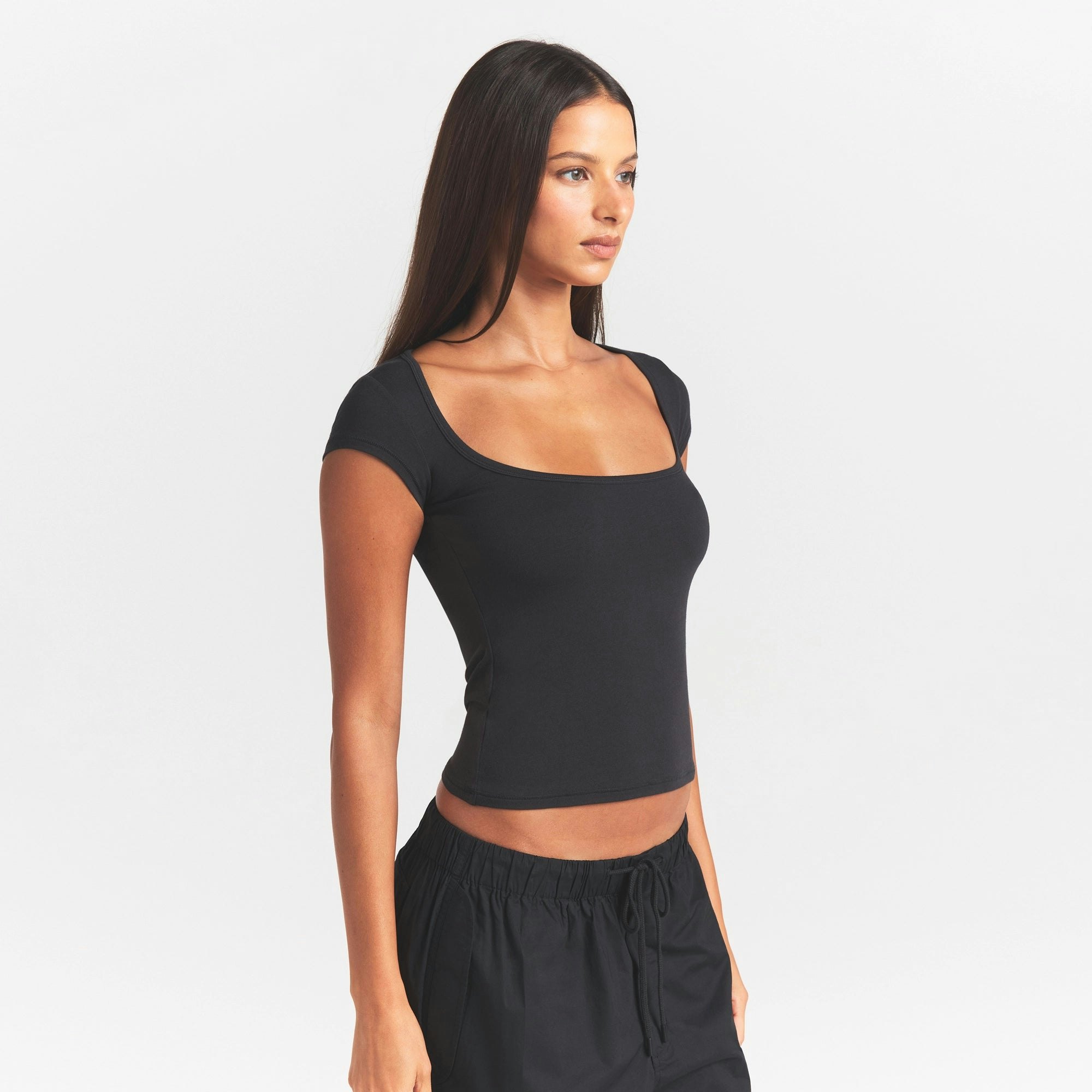 COTTON JERSEY SCOOP NECK T-SHIRT - SOOT - image 25