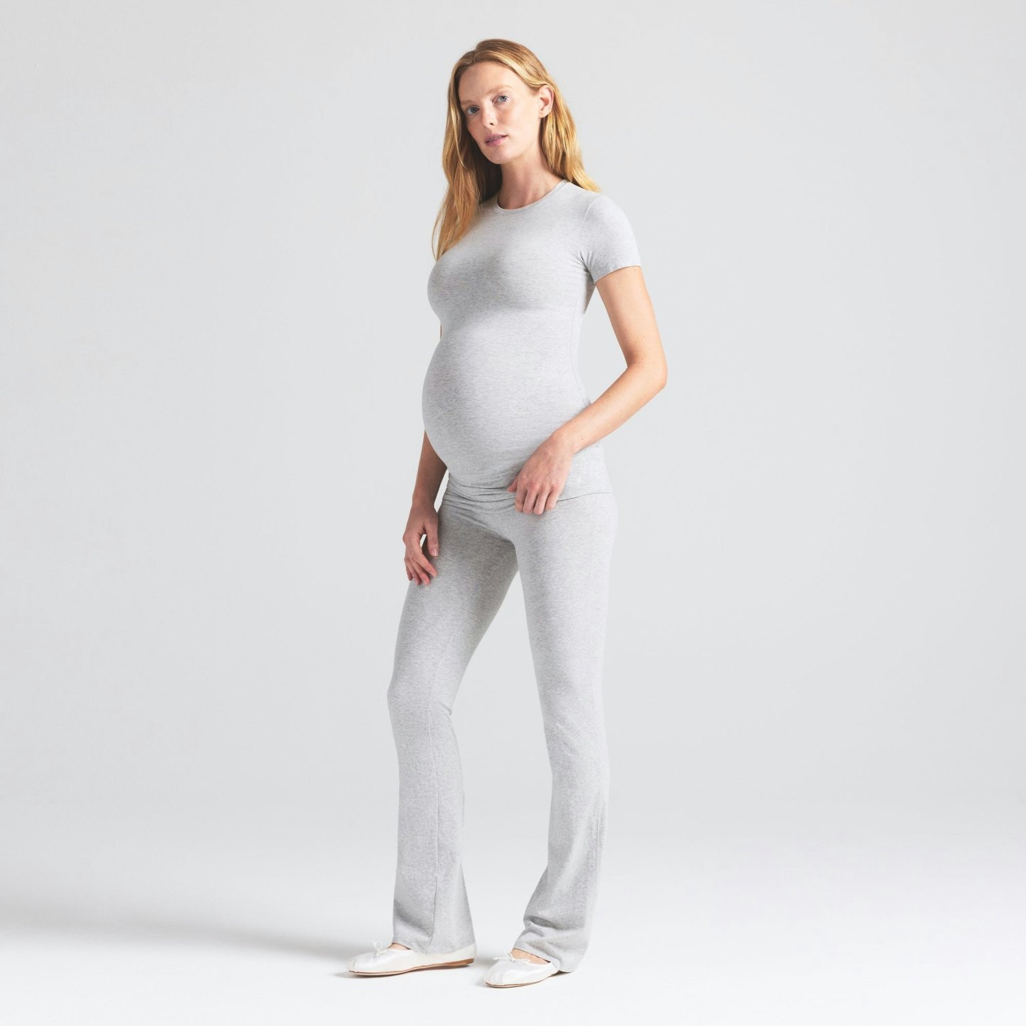 COTTON JERSEY MATERNITY T-SHIRT - LIGHT HEATHER GREY - image 20
