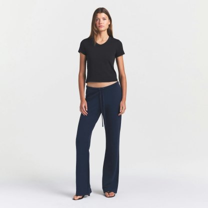 WORN IN JERSEY BABY V NECK TEE - WASHED ONYX