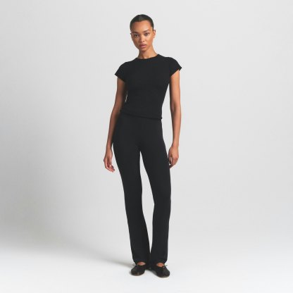 FEATHERWEIGHT CASHMERE TEE - ONYX