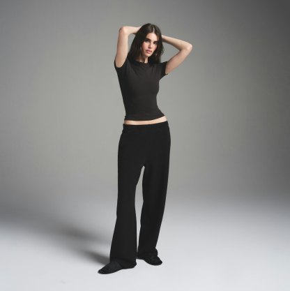 COTTON FLEECE CLASSIC STRAIGHT LEG PANT - ONYX - image 31
