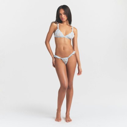 STRETCH LACE BUTTERFLY THONG - POWDER BLUE