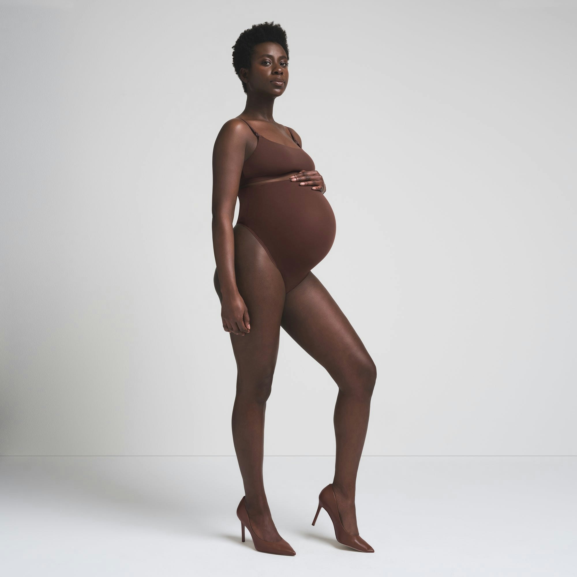 FITS EVERYBODY MATERNITY HIGH-WAISTED THONG - COCOA