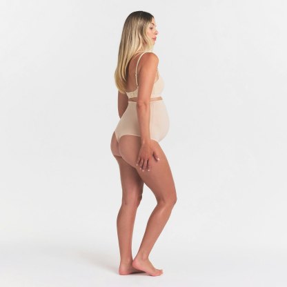 FITS EVERYBODY MATERNITY HIGH-WAISTED THONG - SAND