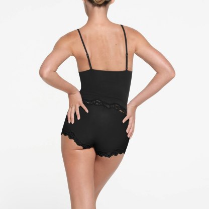FITS EVERYBODY LACE TRIANGLE CAMI - ONYX - image 3
