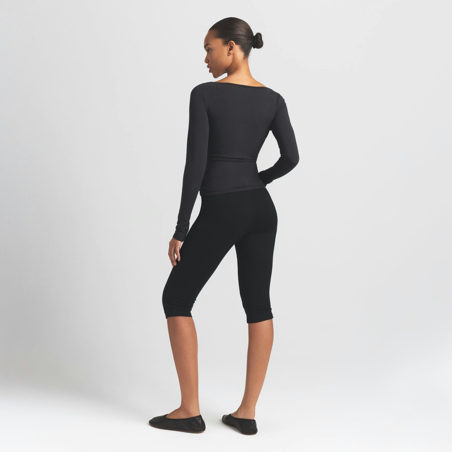 COTTON JERSEY LONG SLEEVE BOATNECK TOP - SOOT - image 17