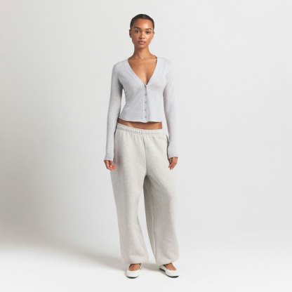 FEATHERWEIGHT CASHMERE CARDIGAN - LIGHT HEATHER GREY - image 6