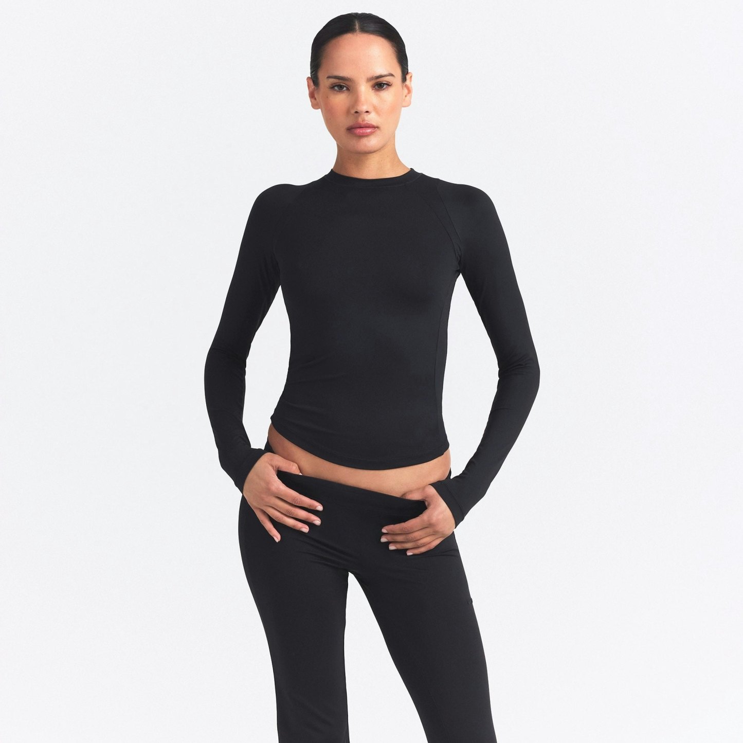 NikeSKIMS AIRY LONG SLEEVE CREW NECK TOP - OBSIDIAN